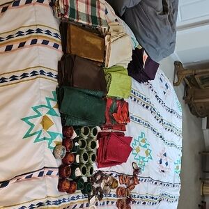 Colorful Fabric Napkins And Napkin Rings Set 85 PC Set New Without Tags